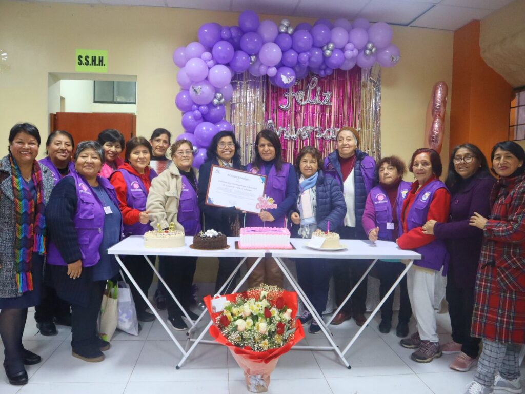 El Colectivo de Concertación por la Equidad de Género de Villa El Salvador celebra su 18° aniversario y recibe reconocimiento de FOVIDA