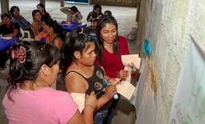 Inician las Escuelas de Lideresas “Tejiendo organización frente a la violencia” en comunidades de Satipo