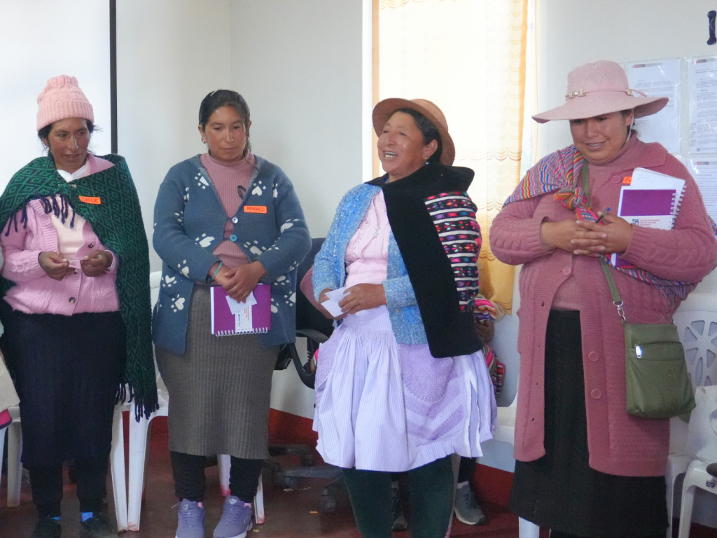 Más de 180 lideresas rurales e indígenas culminan el primer módulo de Escuela política